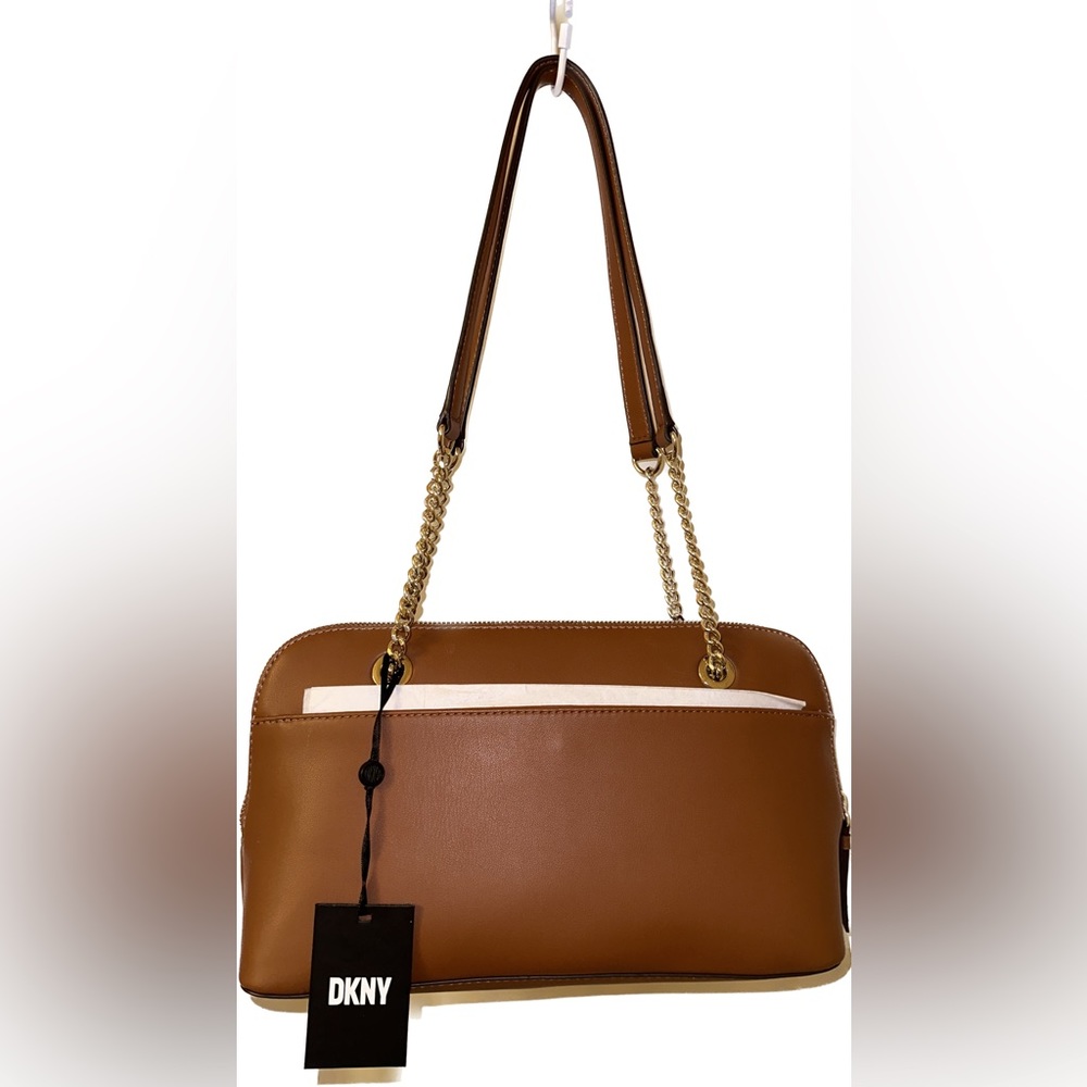 Dkny shoulder bag brand new (only 2 left)